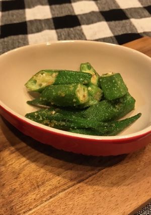 簡単　オクラのカレー粉チーズ炒め-レシピのメイン写真