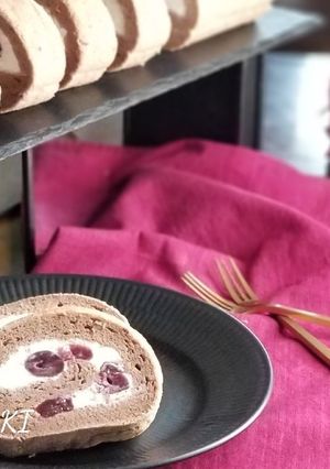 綺麗になれちゃう『チェリーロールケーキ』-レシピのメイン写真