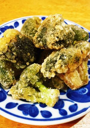 カリッホクッ♫ブロッコリーde唐揚げ-レシピのメイン写真