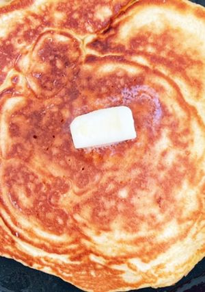 牛乳なし！貧乏でもふっくらホットケーキ-レシピのメイン写真