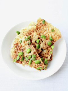 簡単おつまみ【パリパリ焼きチーズ(枝豆)-レシピのメイン写真