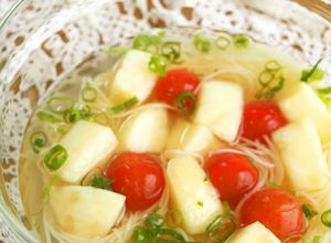 桃とプチトマトの素麺！白だしつゆで♪-レシピのメイン写真