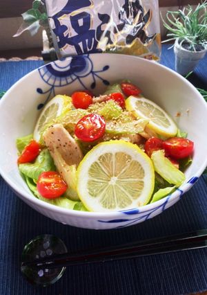サッポロ一番を鶏とセロリで冷やしで食べよ-レシピのメイン写真