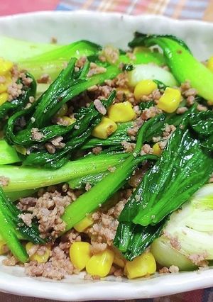 簡単! チンゲン菜とコーンの炒めもの-レシピのメイン写真