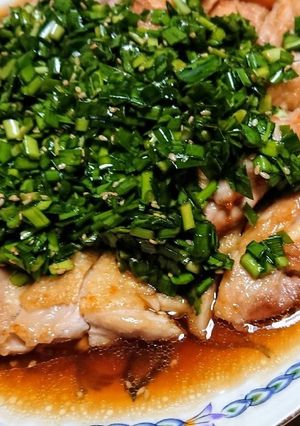 ニラたっぷりよだれ鶏ももソテー-レシピのメイン写真