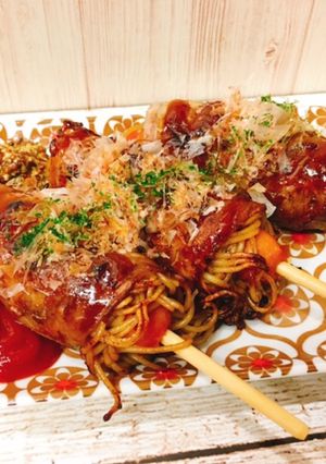 フランクフルトの焼きそば肉巻き-レシピのメイン写真