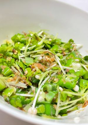 夏にサッパリ！梅オクラとカイワレのあえ物-レシピのメイン写真