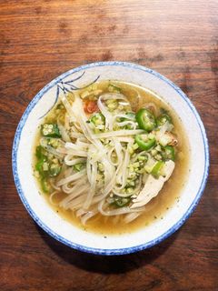 野菜と鶏ハムと刻みオクラで★フォー麺★-レシピのメイン写真