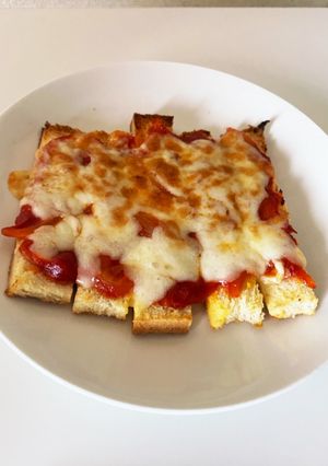 スティックピザトースト-レシピのメイン写真