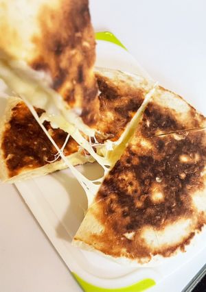 フライパンとレンジで作る蜂蜜チーズナン-レシピのメイン写真