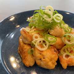 รูปของ 鶏肩肉のマヨポン炒め