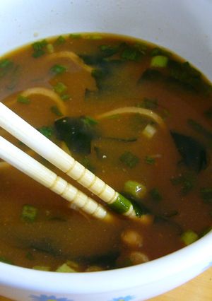 寒い日にオススメ！納豆味噌汁-レシピのメイン写真