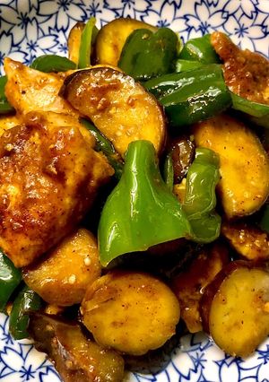 ハウスジャワカレー味鶏胸茄子ピーマン炒め-レシピのメイン写真