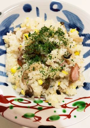 ゆかりのイブクロ　　コーンたっぷりピラフ-レシピのメイン写真