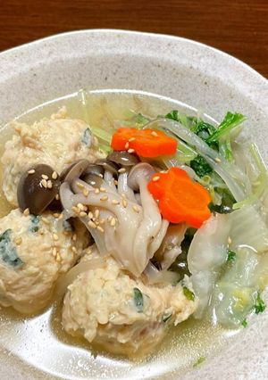 大葉入り鶏団子と野菜のスープ *☻*-レシピのメイン写真