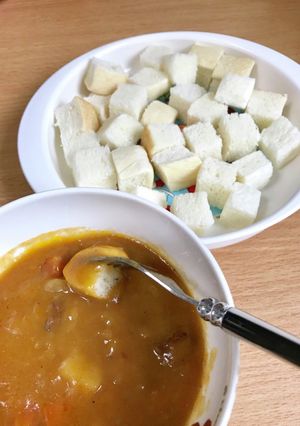 食パンアレンジ☆子供用ディップカレーパン-レシピのメイン写真