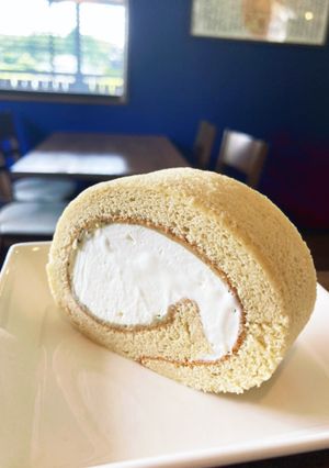 シンプルなロールケーキ-レシピのメイン写真