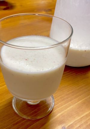 バニラアイスで旨い✨皮ごと桃のスムージー-レシピのメイン写真