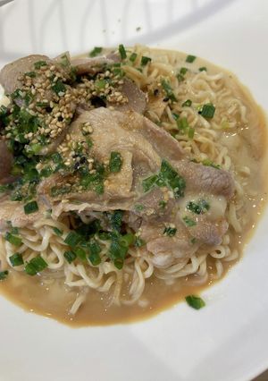 ごま味噌坦々麺風豚しゃぶのせ冷ラーメン-レシピのメイン写真