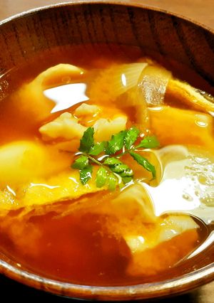 花びら茸の切り株とゆり根のお味噌汁-レシピのメイン写真