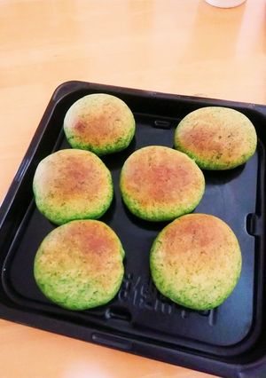 よもぎパン よもぎあんパン-レシピのメイン写真