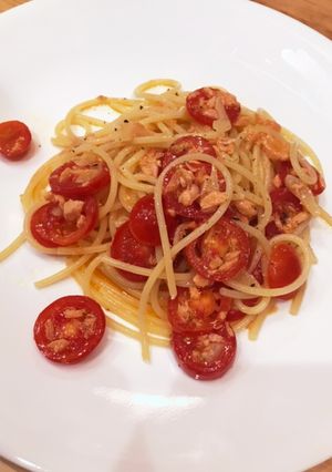 トマトと鮭フレークの冷製パスタ-レシピのメイン写真