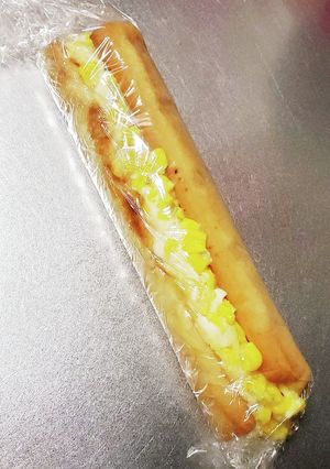 惣菜パンをこぼさない汚さないで食べる方法-レシピのメイン写真