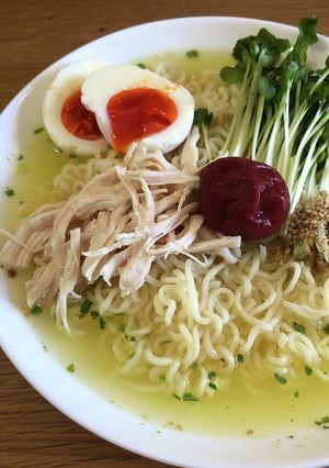 夏バテ防止！さっぱり梅塩ラーメン-レシピのメイン写真
