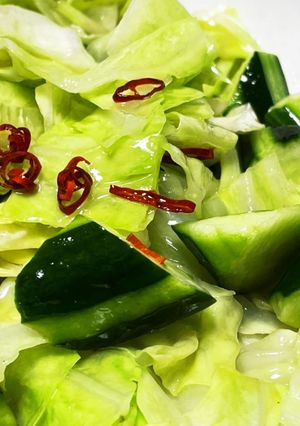 きゅうりとキャベツの胡麻油塩サラダ-レシピのメイン写真