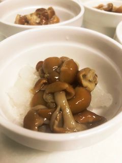 簡単過ぎる乗せるだけのなめこおろし-レシピのメイン写真