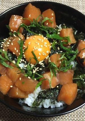 簡単サーモンユッケ丼-レシピのメイン写真