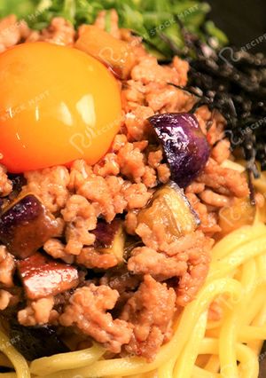 汁なし豚ひき肉となすの混ぜそば-レシピのメイン写真
