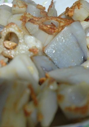 レンコンのニンニク炒めちょっとイタリアン-レシピのメイン写真