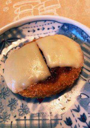 コロッケが余ったらやってみて!-レシピのメイン写真