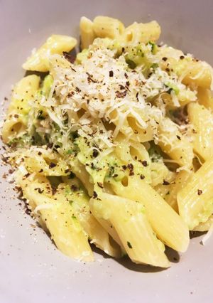 ズッキーニのクリームパスタ-レシピのメイン写真