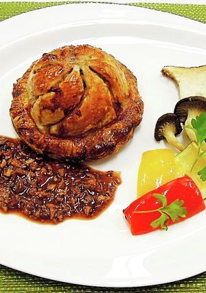 7種のきのこパイ包み焼ききのこソース添え-レシピのメイン写真