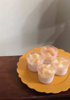 簡単ぷるぷるパンナコッタ桃ジュレのせ-レシピのメイン写真