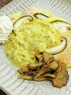 たっぷりきのこのスフレパンケーキ-レシピのメイン写真