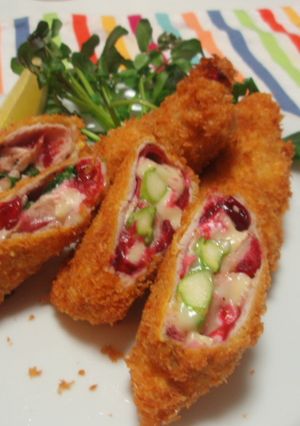 クランベリーとチーズの豚肉巻き!-レシピのメイン写真