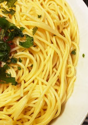 【夏向け】大葉と梅干しの冷製スープパスタ-レシピのメイン写真
