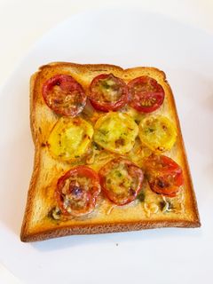 ミニトマトの簡単ピザトースト-レシピのメイン写真