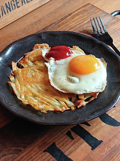 おうち居酒屋★じゃがチーズの目玉焼き添え-レシピのメイン写真