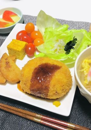 子供が喜ぶ晩ご飯メニュー・コロッケご飯-レシピのメイン写真