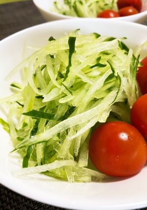 胡瓜をキャベツやレタスの代わりに-レシピのメイン写真