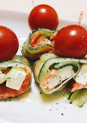 簡単おかず:きゅうりチーズサーモン巻き-レシピのメイン写真