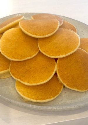 甘さ控えめ◎米粉と豆腐のバナナパンケーキ-レシピのメイン写真