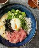マグロとしらすの山かけどんぶり