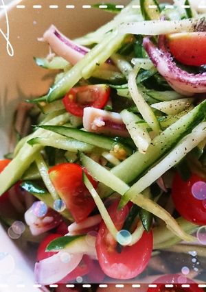 レモン風味のさっぱり夏野菜イカサラダ-レシピのメイン写真