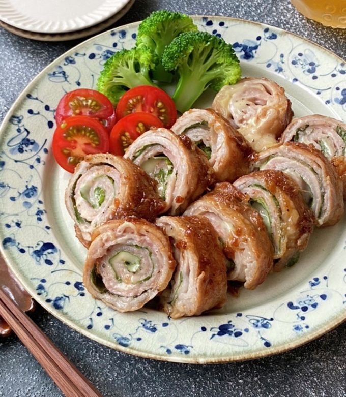 三枚肉しそ巻き 三枚肉しそ巻き 塩こしょうで簡単味付け♪ 豚バラの大葉巻きのレシピ動画