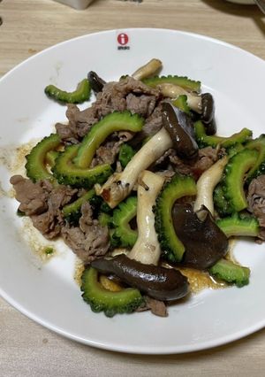 ひらたけとゴーヤのオイスター肉炒め-レシピのメイン写真